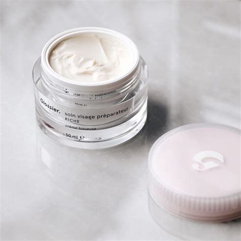 glossier priming moisturizer rich review.